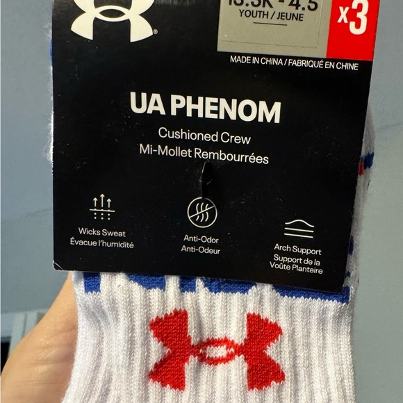 Under Armour White and Blue Cushioned Crew Socks - Picture 1 of 3